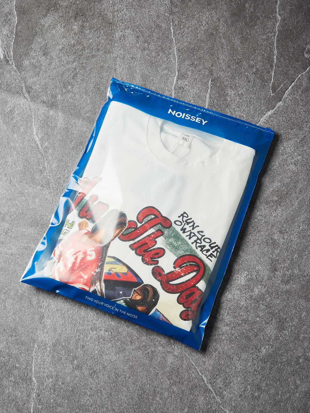 NOISSEY "WIN THE DAY" RACING CULTURE FIGURE GRAPHIC LONG SLEEVE T-SHIRT