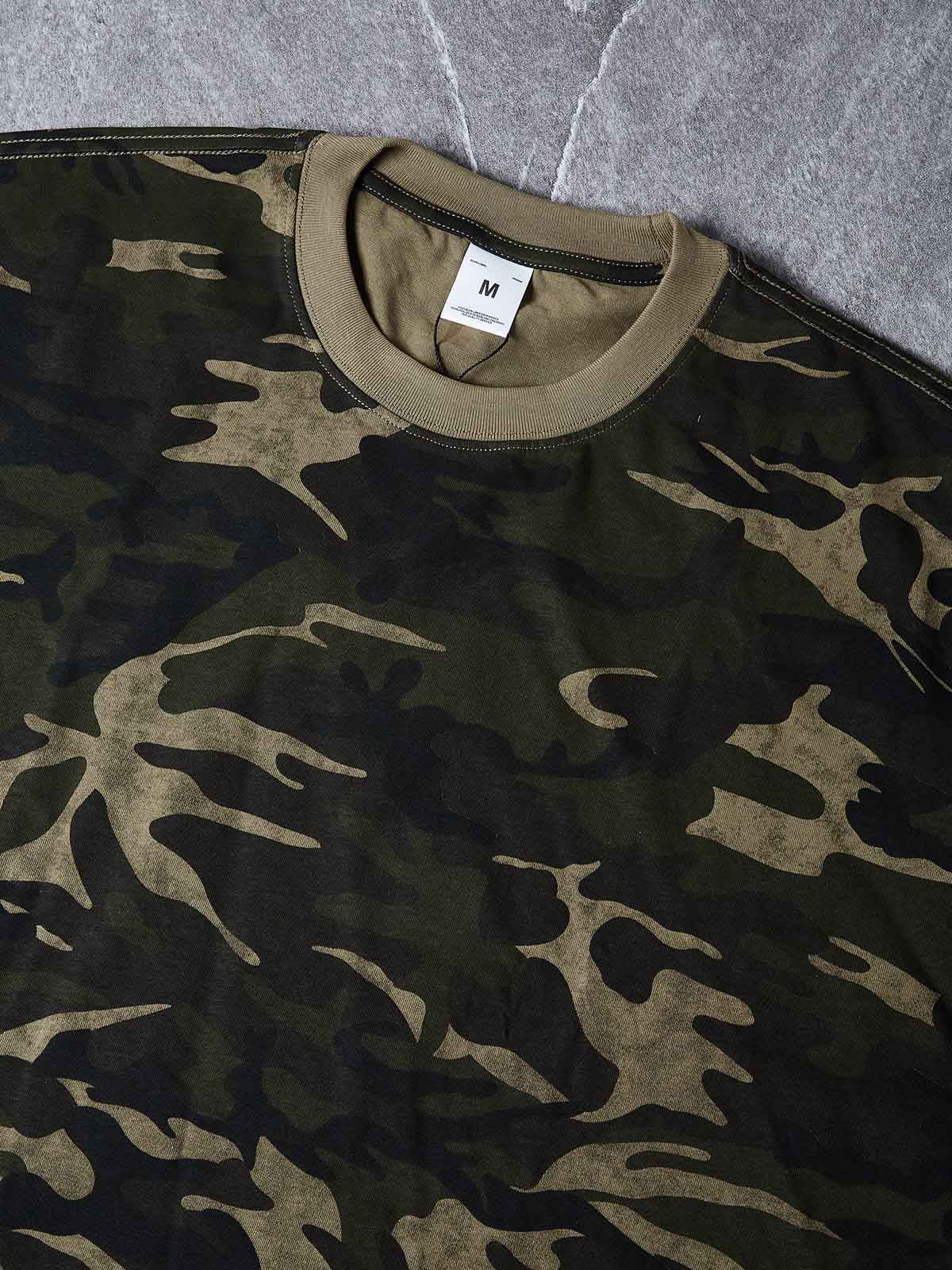 NOISSEY "IRON CROSS" GOTHIC SCRIPT CAMO OVERSIZED T-SHIRT