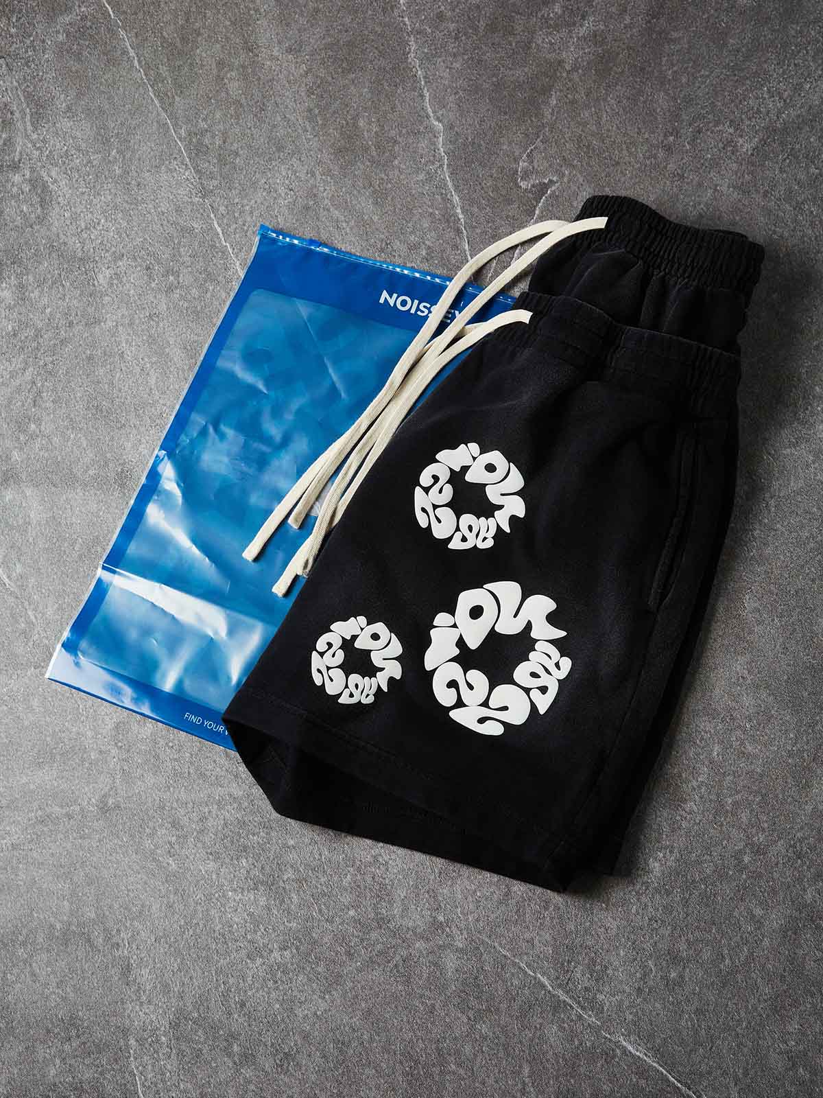 NOISSEY MONO-BLOOM ART PRINT VINTAGE DISTRESSED SWEAT SHORTS