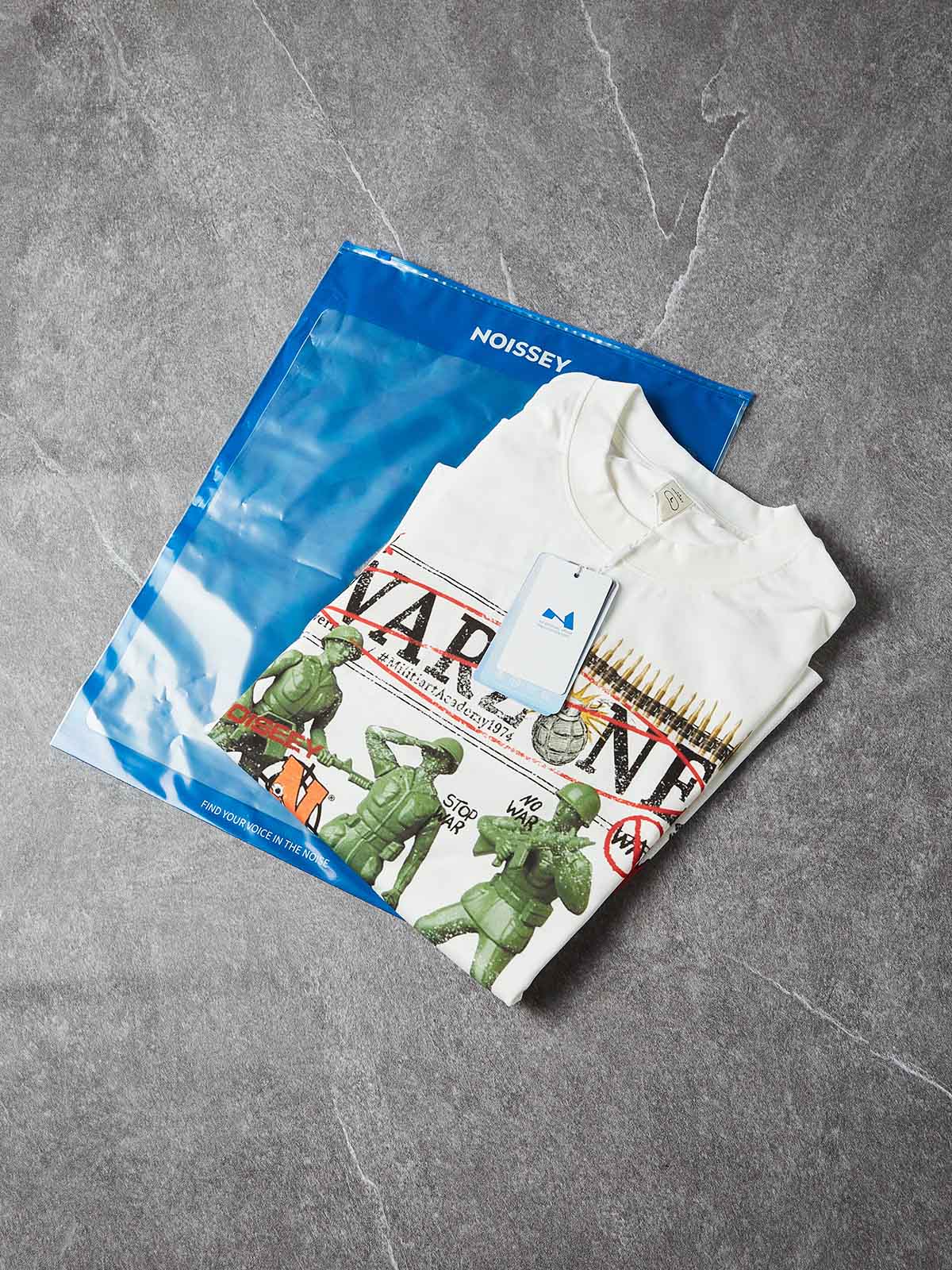 NOISSEY "WAR IS OVER" Graphic Graffiti Collage Art Oversized T-Shirt