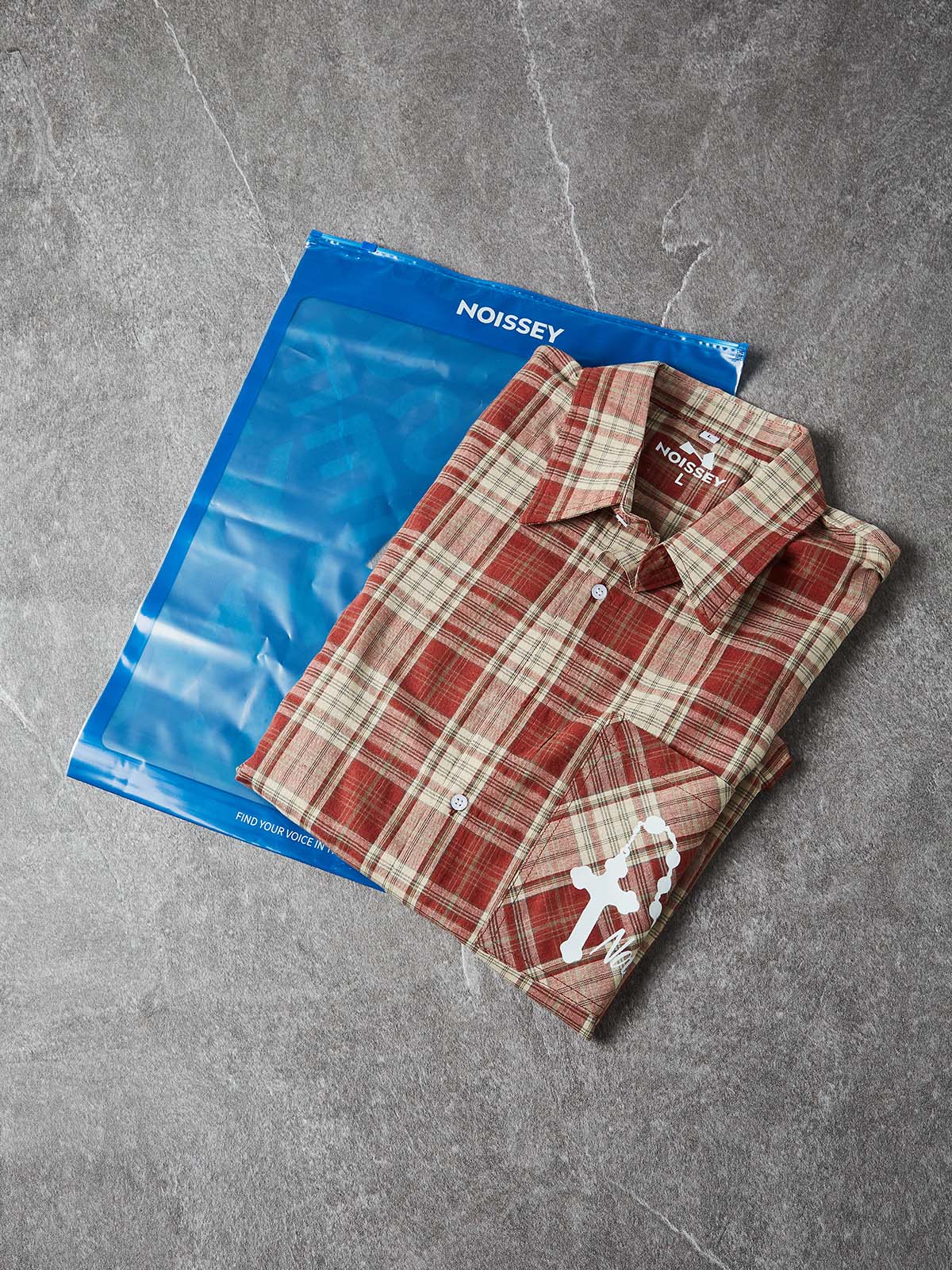 NOISSEY "Rich in Faith" Vintage Plaid Shirt | Rosary & Cross Back Graphic Oversized Short Sleeve