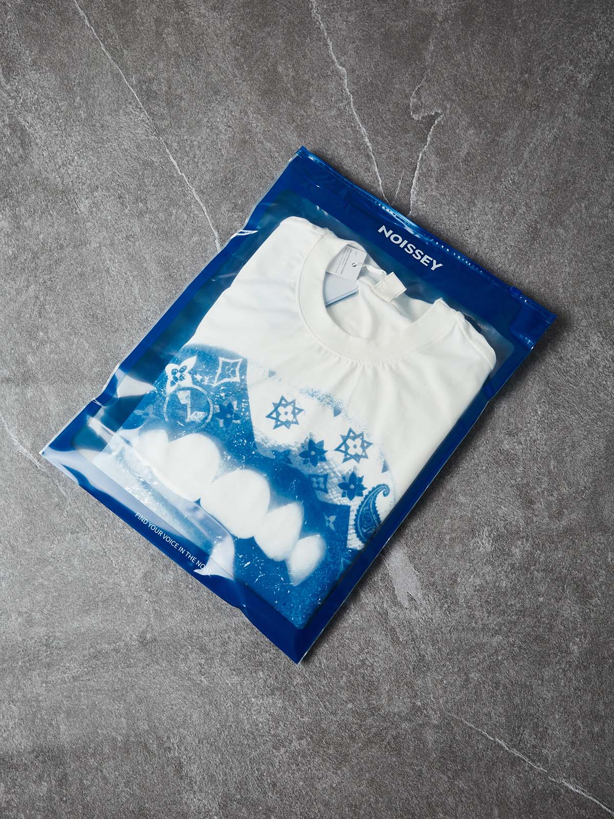 NOISSEY Blue Paisley Grillz Boxy Heavyweight Cooling Tee
