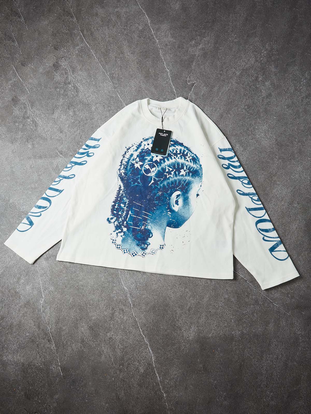 NOISSEY DEEP BLUE BRAIDS - LUXE TATTOO PATTERN ART LONG SLEEVE TEE