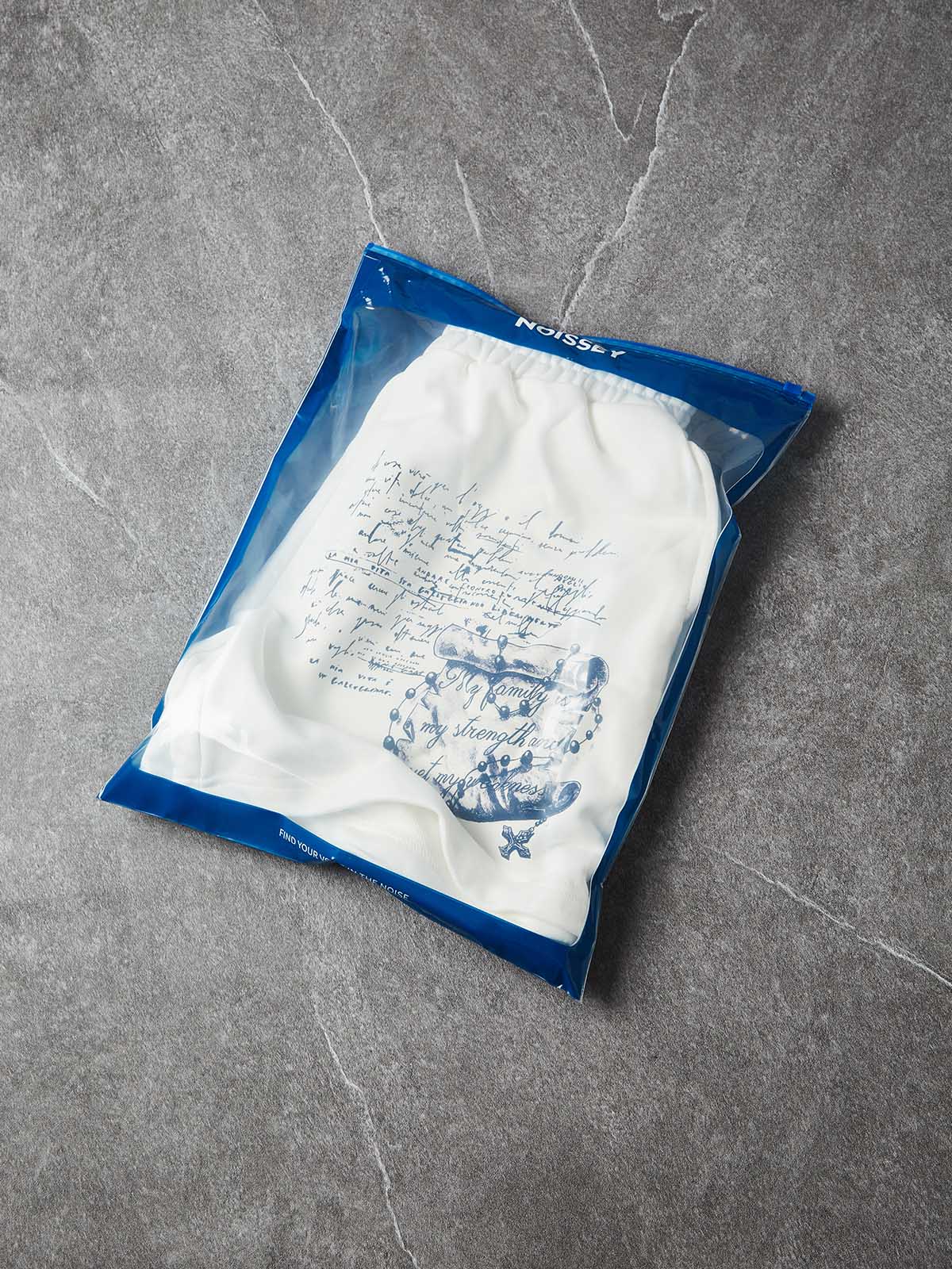 NOISSEY "PRAYING ANGEL" BLUE ARTWORK RELAXED SWEAT SHORTS