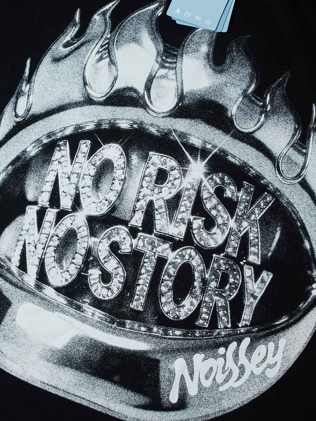 NOISSEY "METAL FLAME" NO RISK NO STORY GRAPHIC OVERSIZED TEE