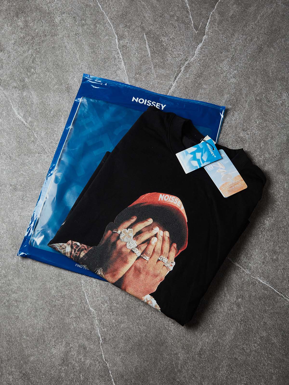 NOISSEY "No Talk" Paparazzi Press Cooling Boxy Tee - Black