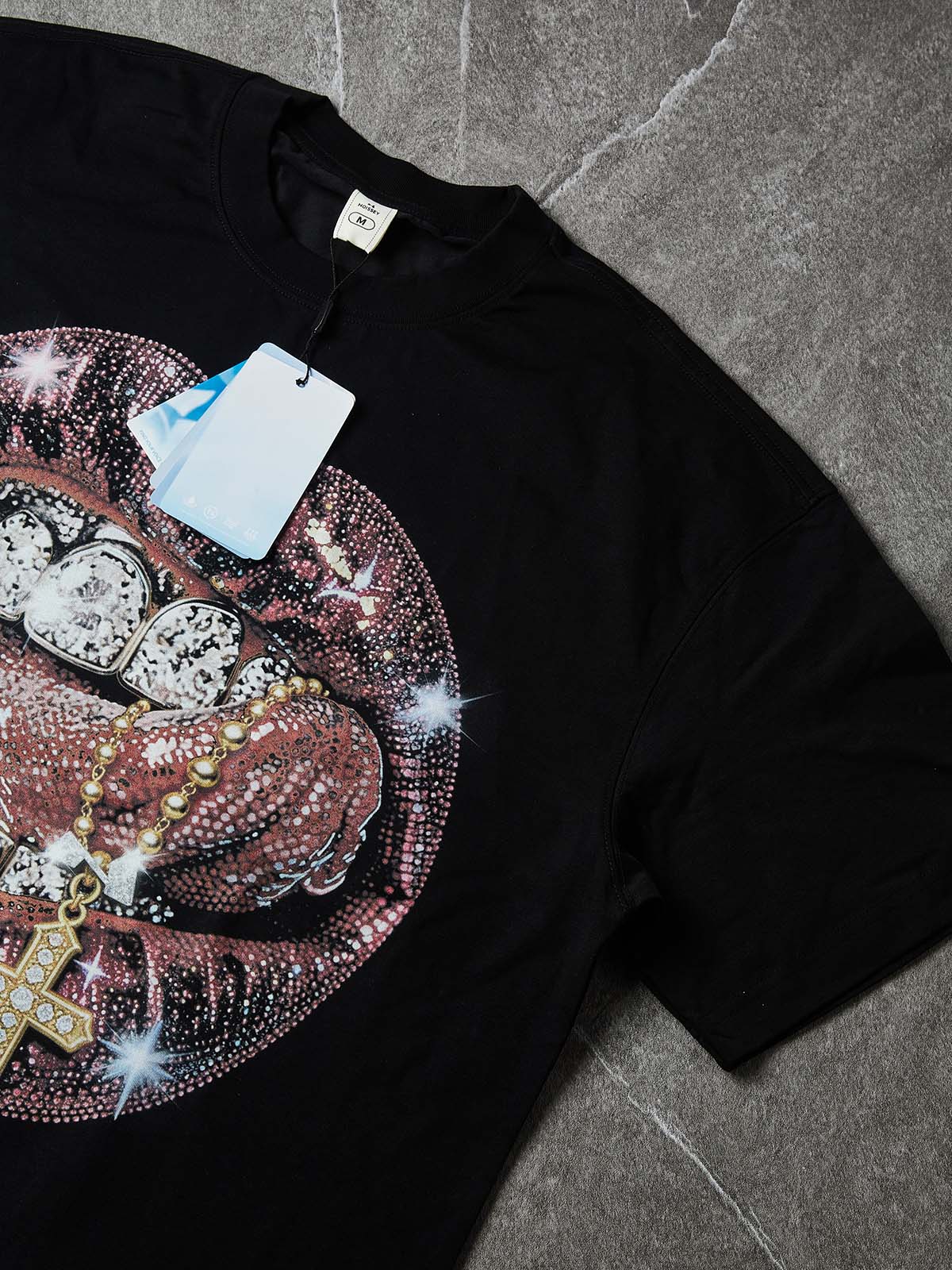 NOISSEY Rhinestone Lips Cross Boxy Heavyweight Art Tee - Onyx Black