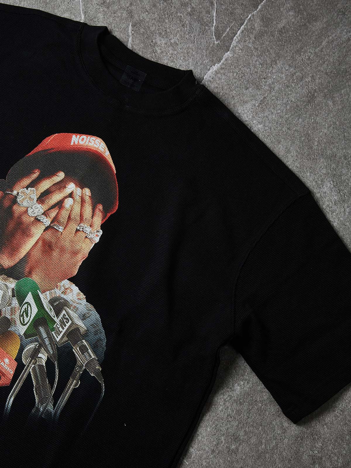 NOISSEY No Talk Boxy Heavyweight Paparazzi Art Tee - Midnight Black