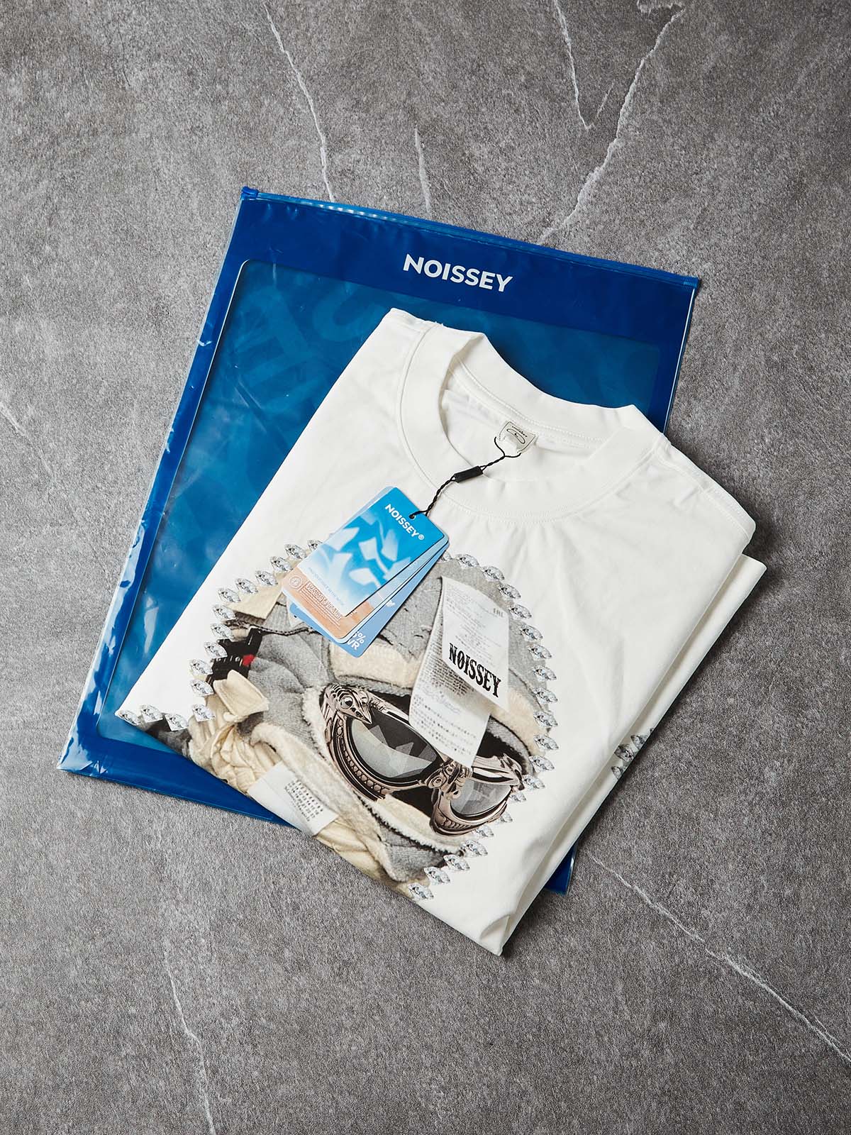 NOISSEY "Deconstructed Mask" Boxy Heavyweight Cooling Tee - White
