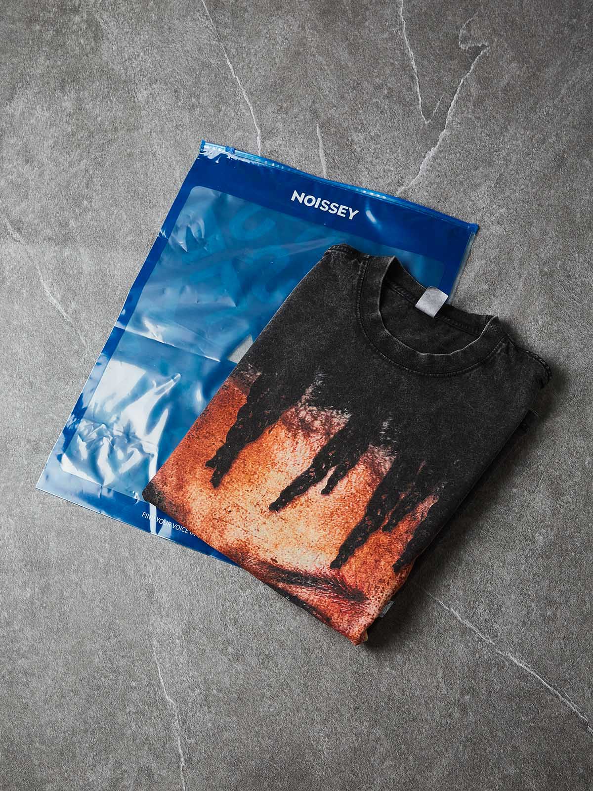 NOISSEY PEACE Braided Portrait Vintage Distressed Art Print T-Shirt - Washed Onyx