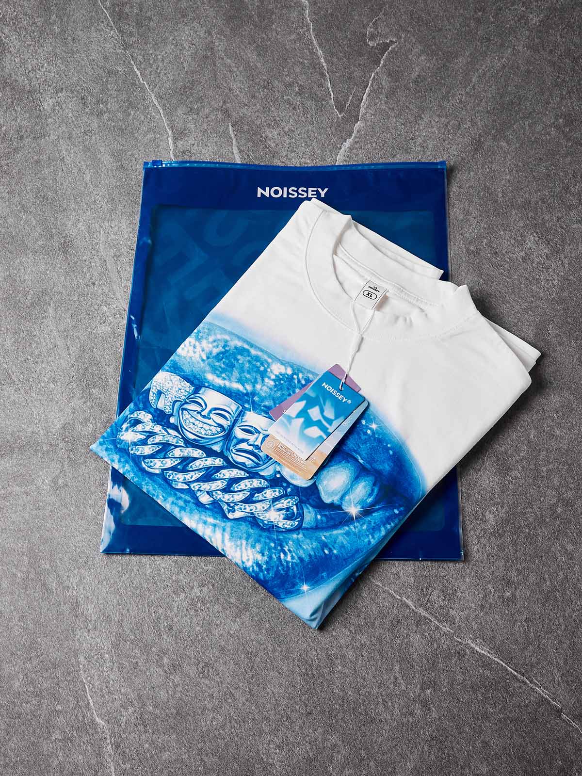 NOISSEY "Drama Grillz Lips" Heavy Graphic Little Oversize T-Shirt - Pure White
