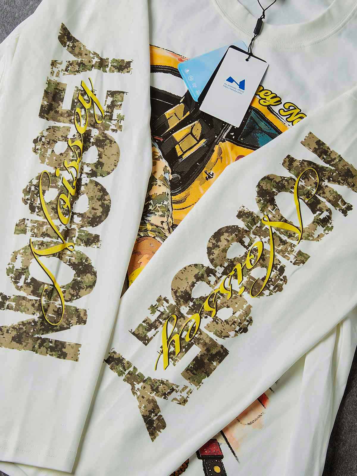 NOISSEY "Money Needs Me" Boxy Heavyweight Camo Art Long Sleeve - Cloud White