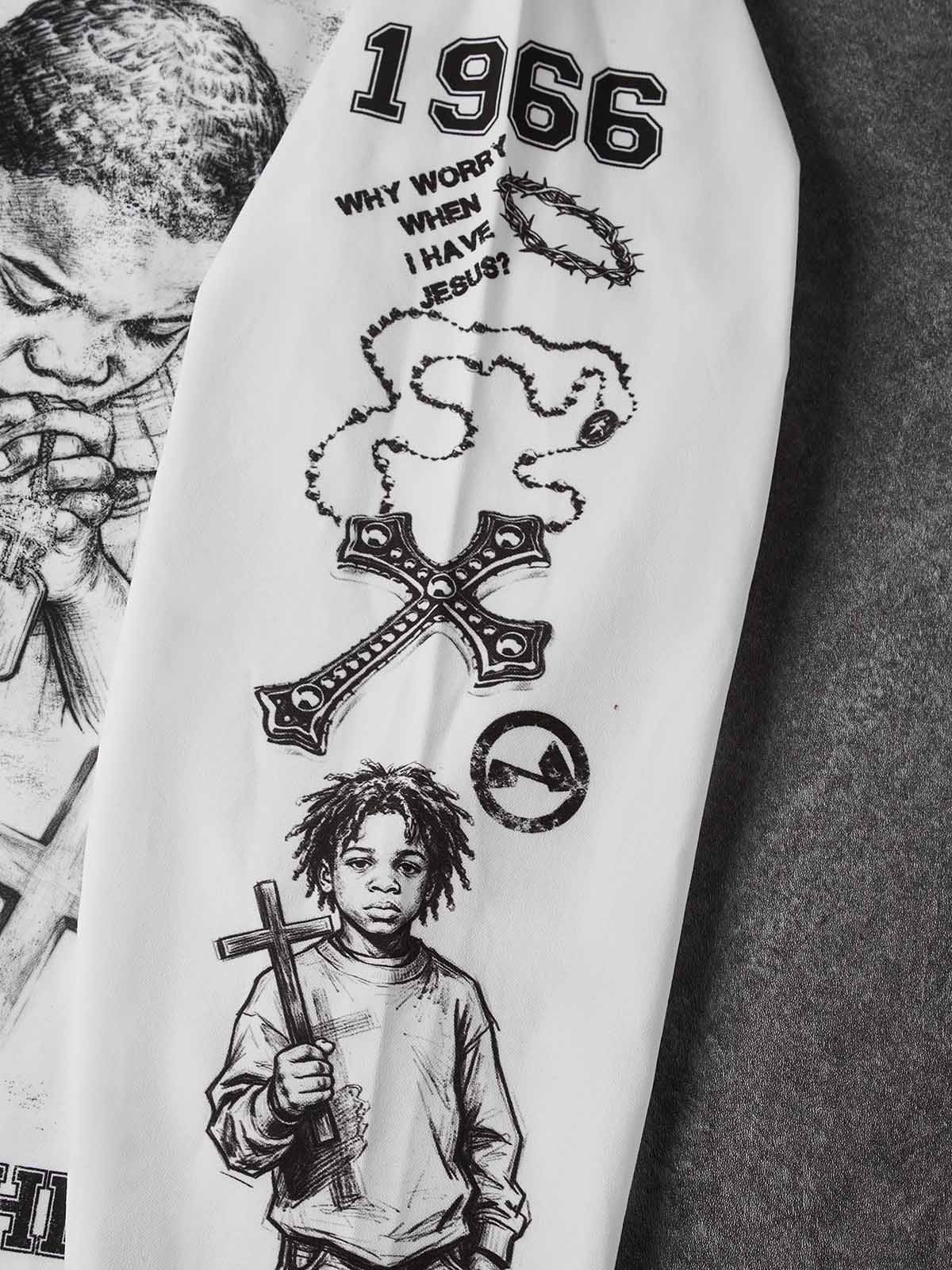 NOISSEY "Child of God" Praying Children Sketch Graphic Long-Sleeve Tee - Pure White