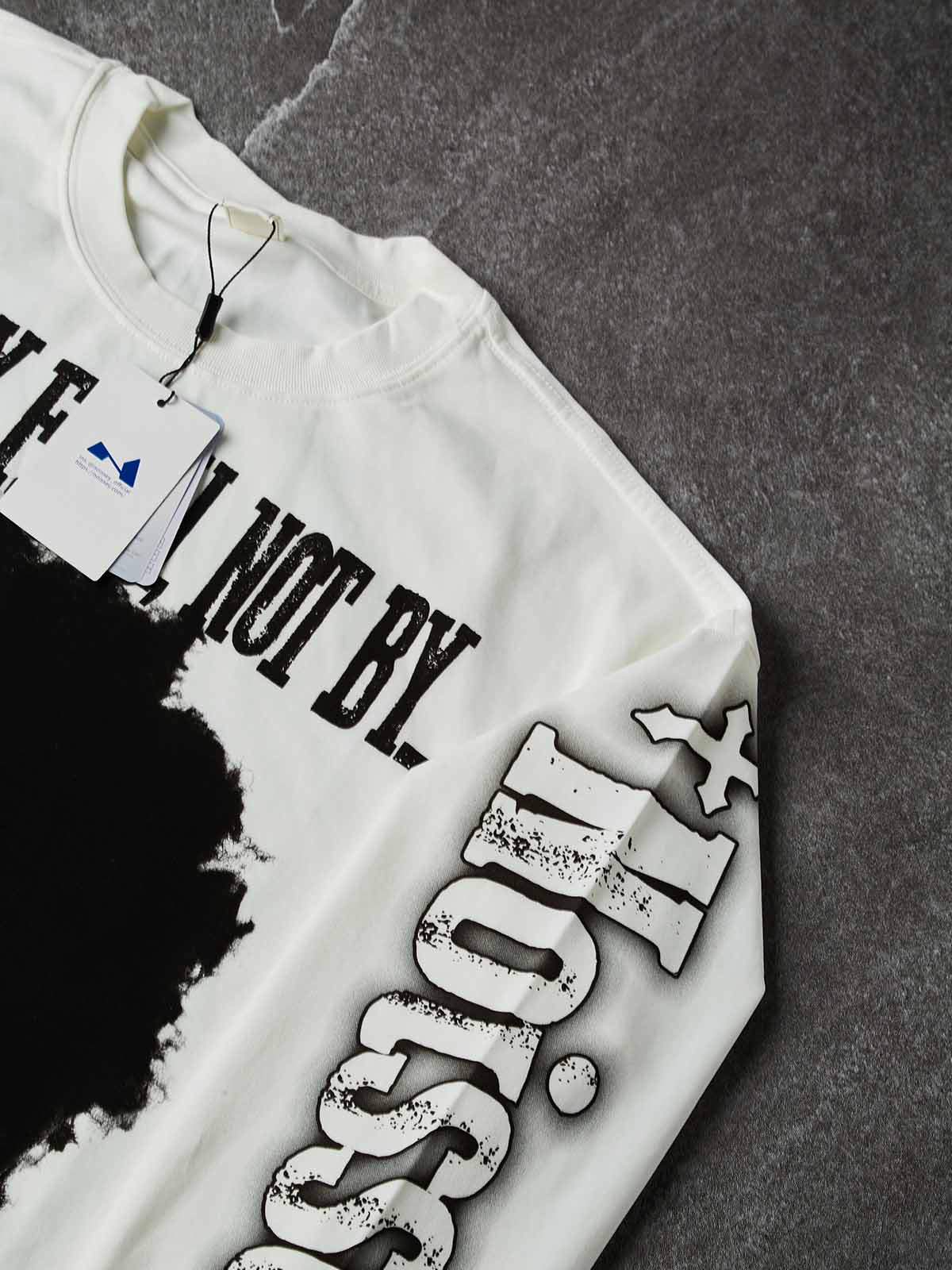 NOISSEY "WALK BY FAITH" CHILD PORTRAIT GRAPHIC LONG SLEEVE SHIRT