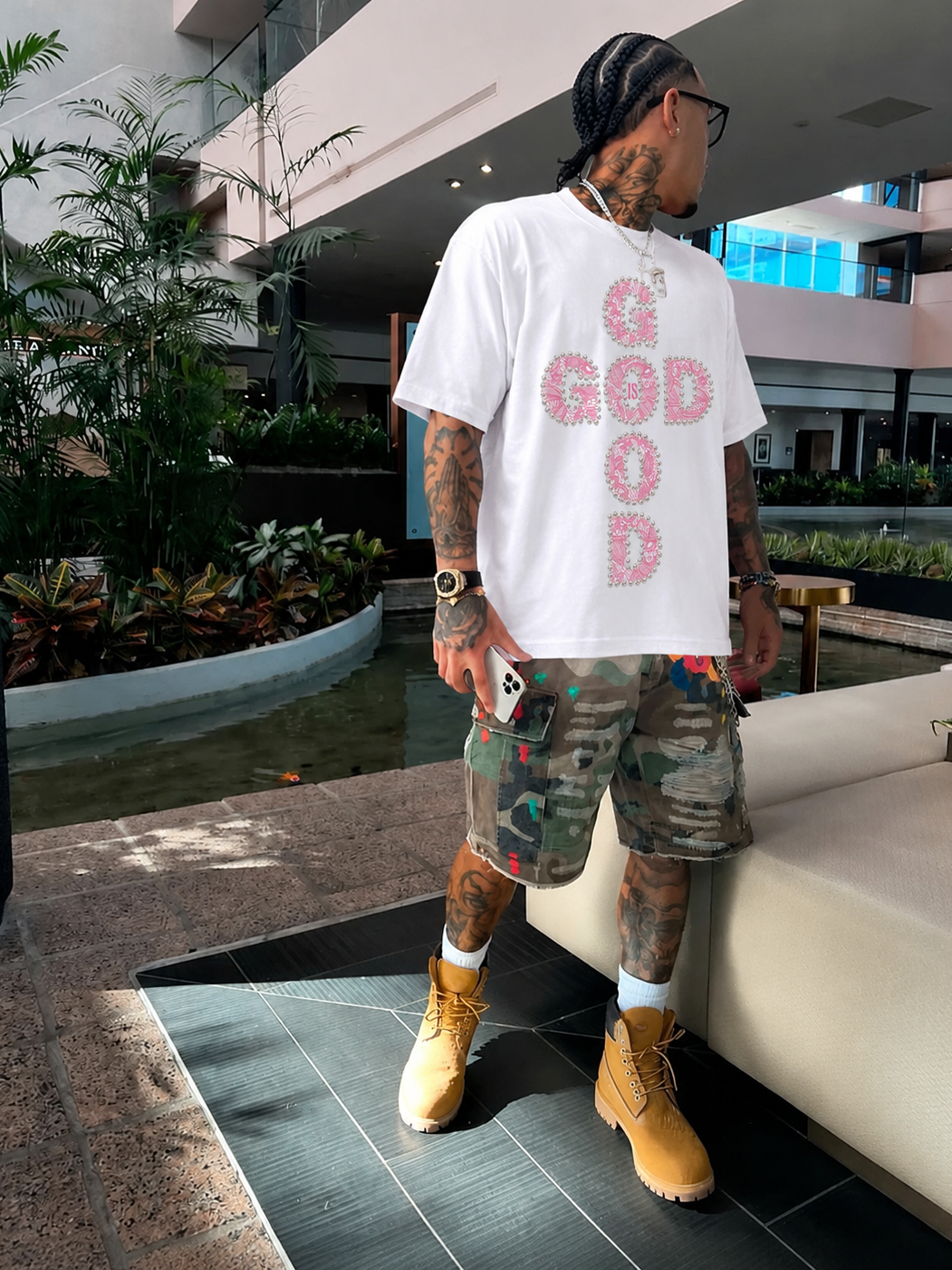 GOD IS GOOD! Lace Pearl Edge Printed T-shirt