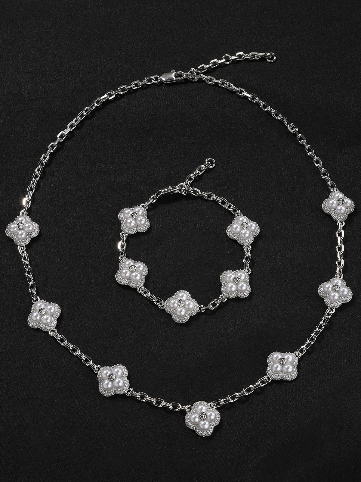 Luxury Iced Out Pearl Four-Leaf Clover Necklace & Bracelet