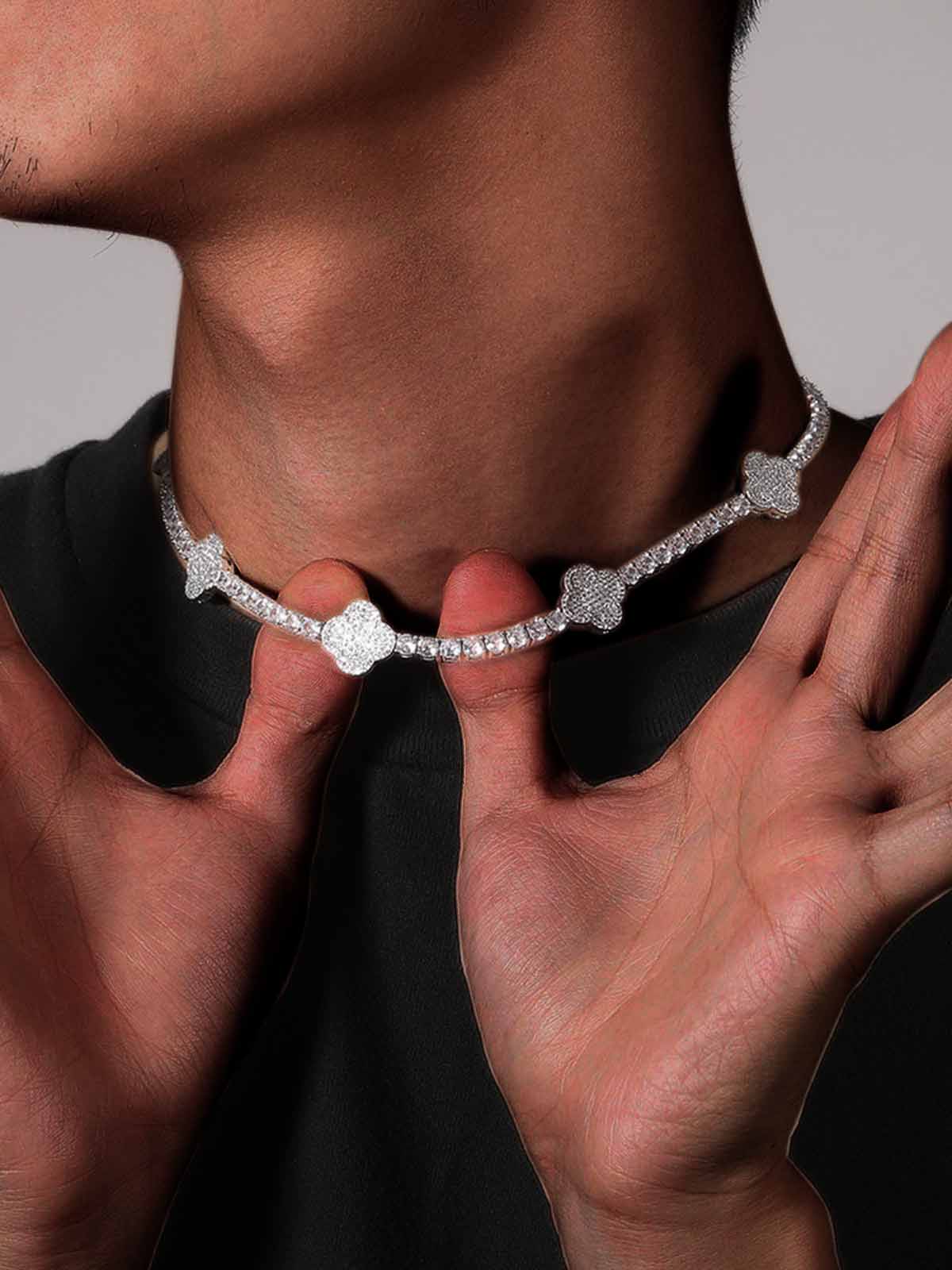 Four-Leaf Clover Hybrid Zircon Necklace & Bracelet