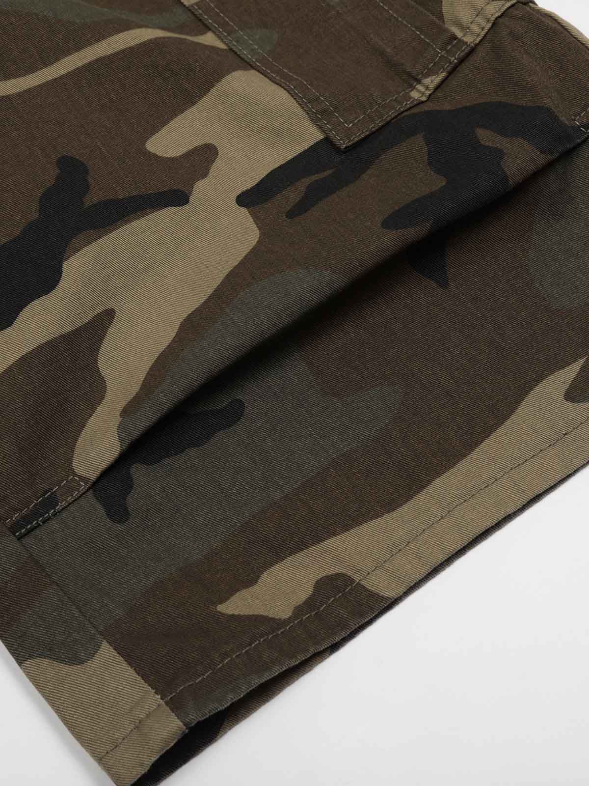 Camouflage Loose Straight-Cut Short Jeans