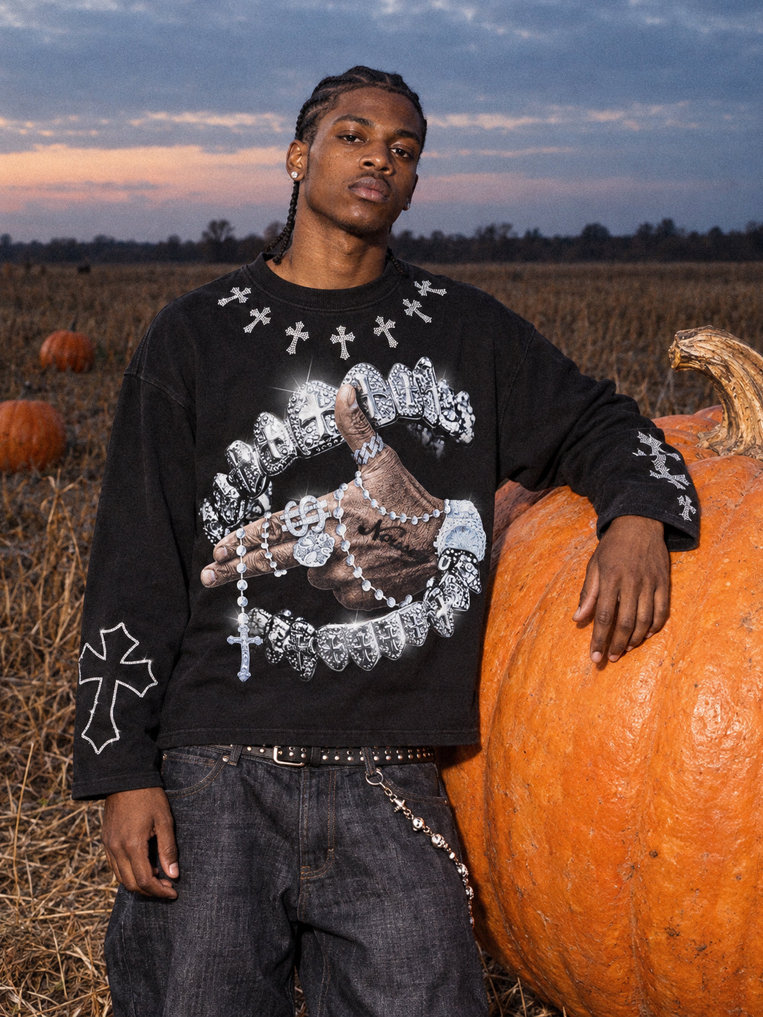 NOISSEY "Iced-out Rosary" Graphic Long Sleeves - Heavyweight Jet Black