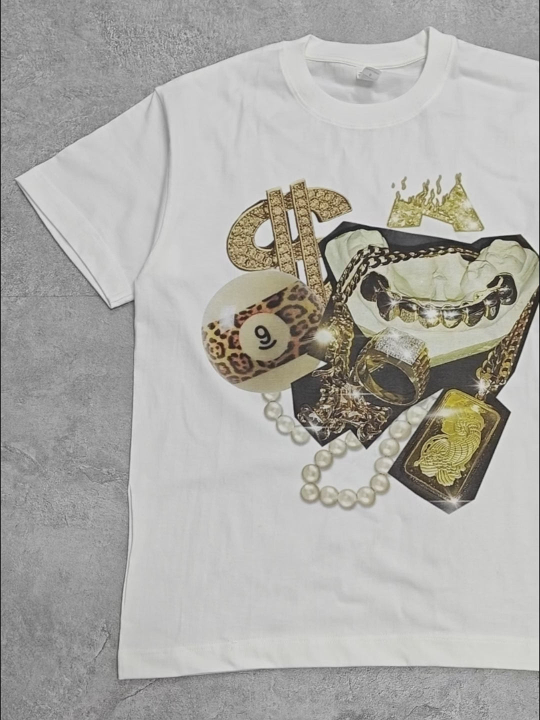 Wealth Gathering Print T-shirt