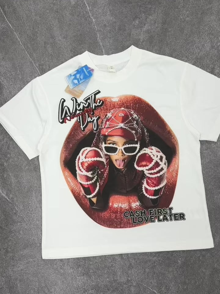 NOISSEY Red Lips Pearl Boxing Girl Graphic T-Shirt - White Oversized Streetwear Tee