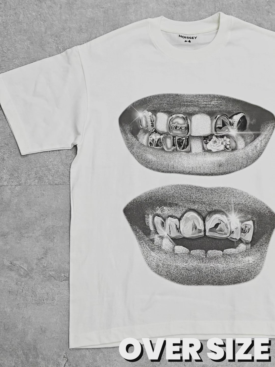 BOUNCE BACK© Retro Black Lips Grills Print Tee