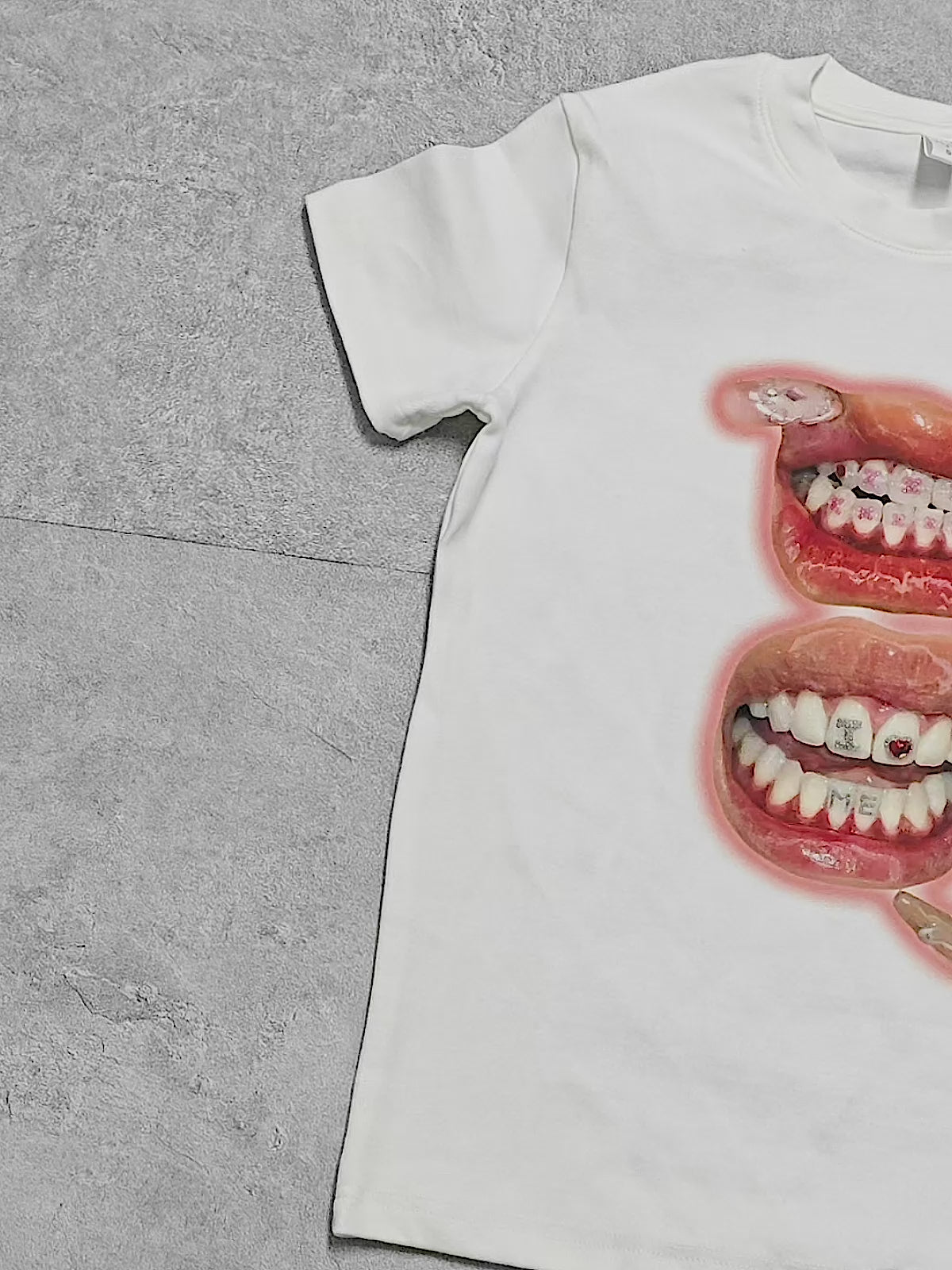 Lips GRILLS Printed Baby Tee