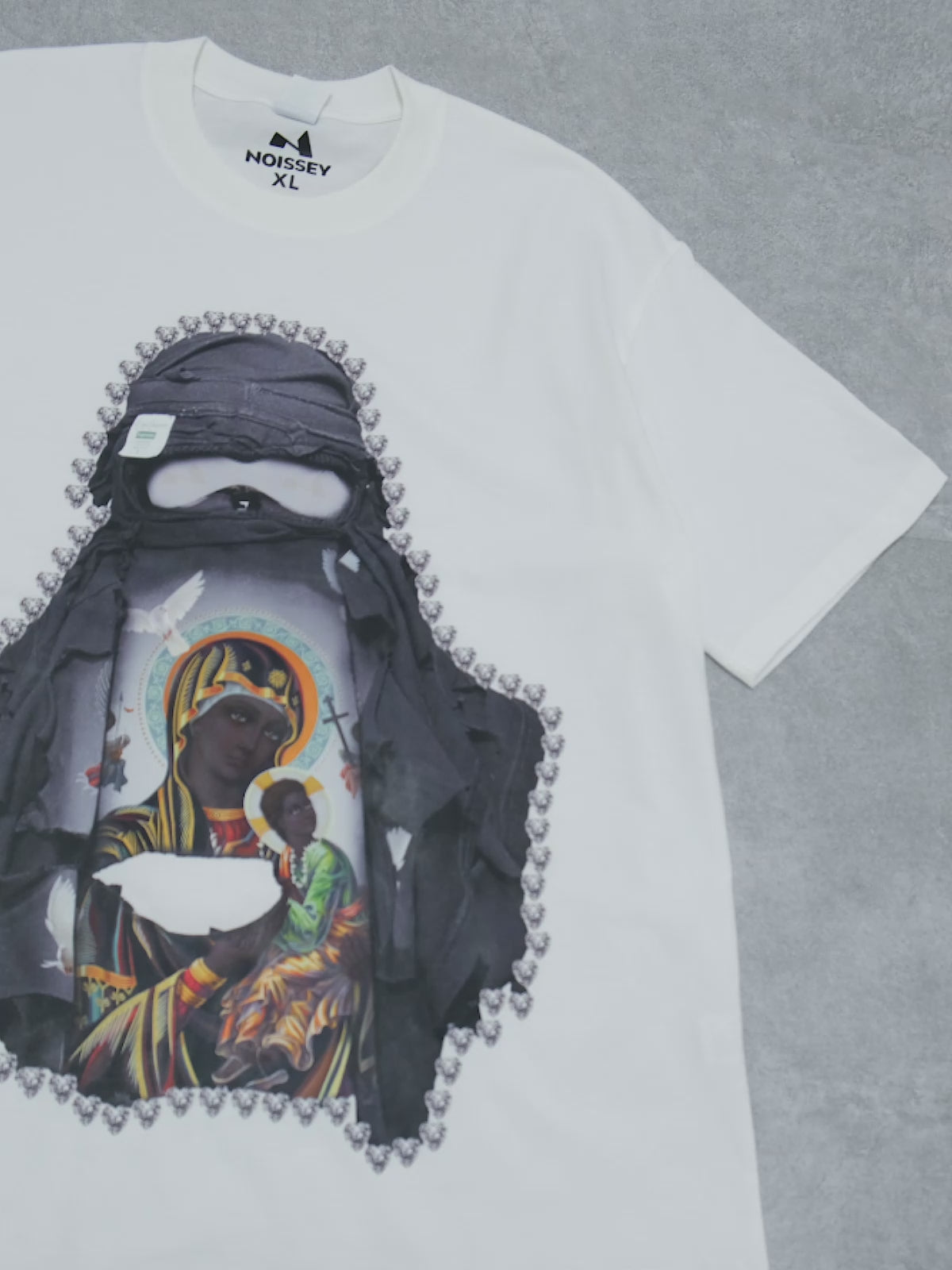 BOUNCE BACK© Black Madonna and Child Collage white Mask T-shirt