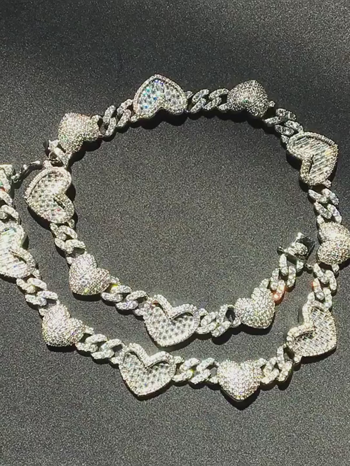 Collier de luxe léger en zircon en forme de cœur