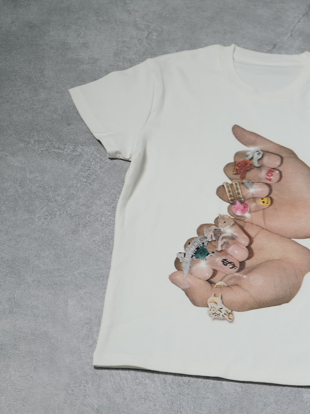 Finger Graffiti Diamond Ring Printed baby tee