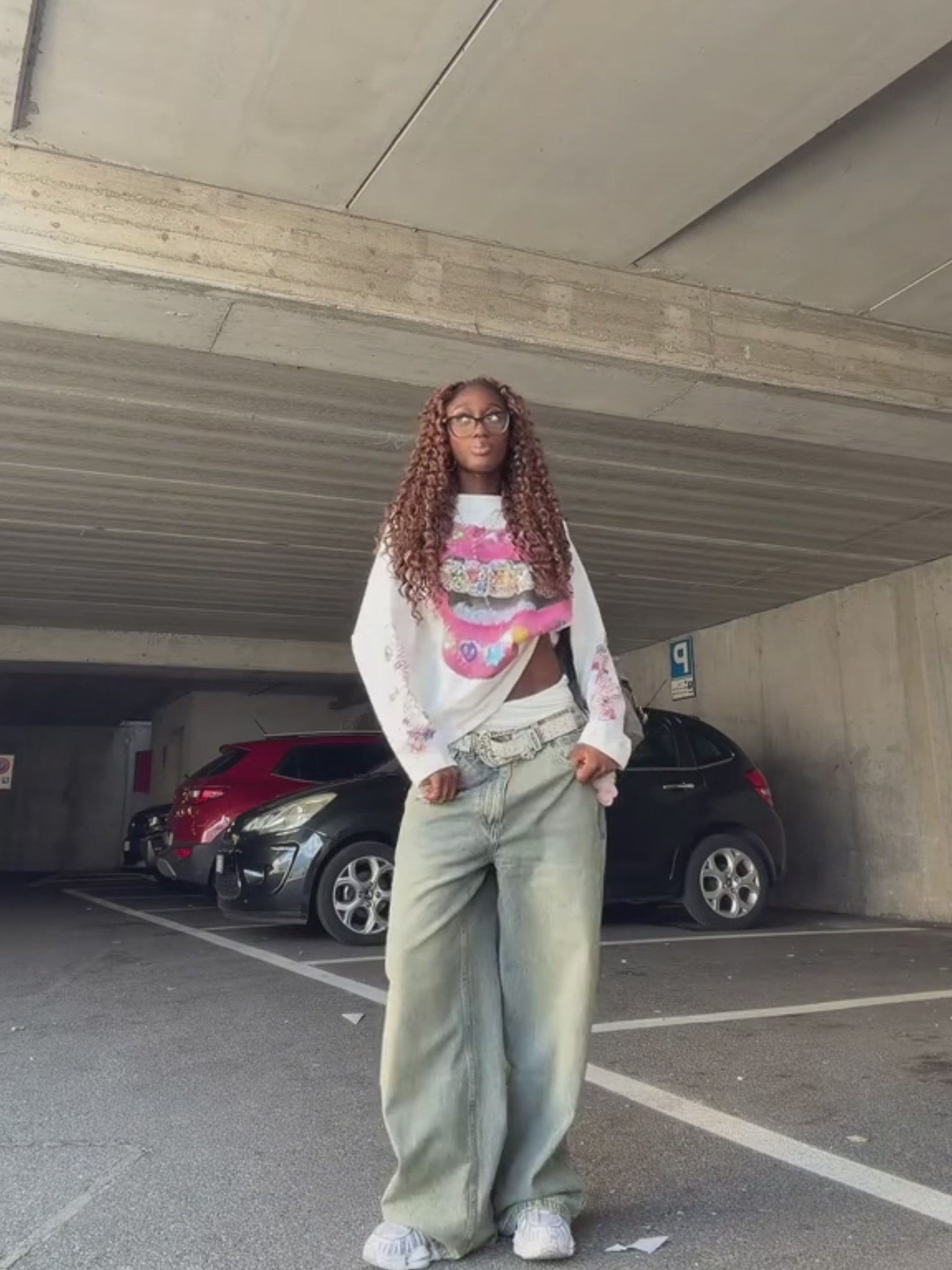 NOISSEY Pink Lips Gemstone Grillz Faux Two-Piece Raglan Sweatshirt - White Y2K Streetwear Crewneck