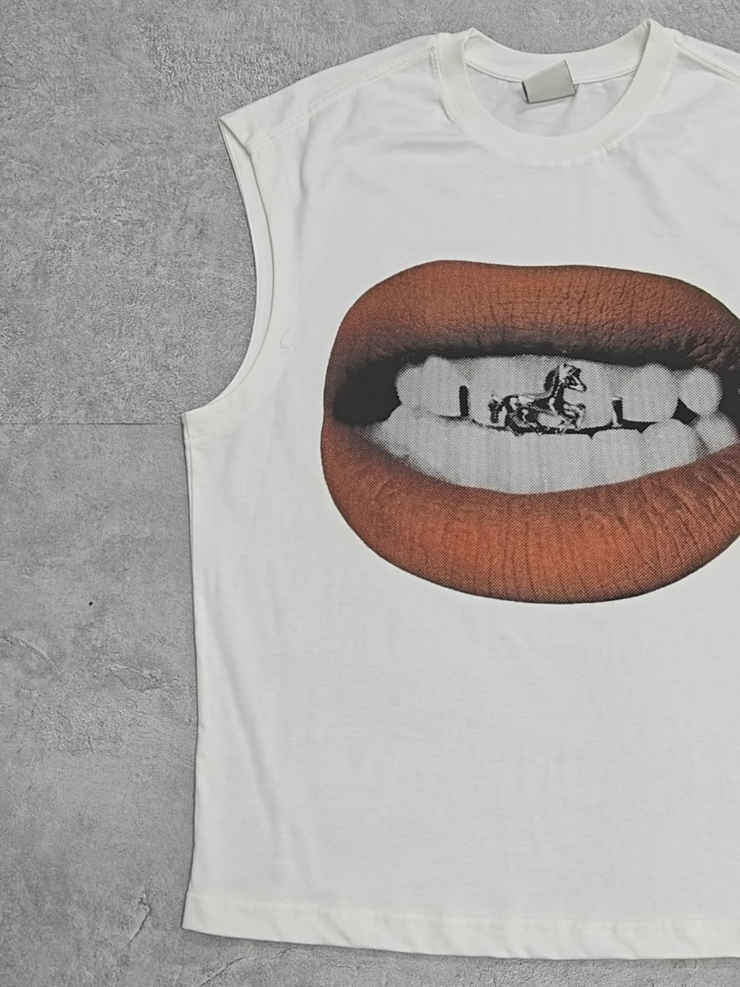 Trendy ICON Lips Print Tank Top