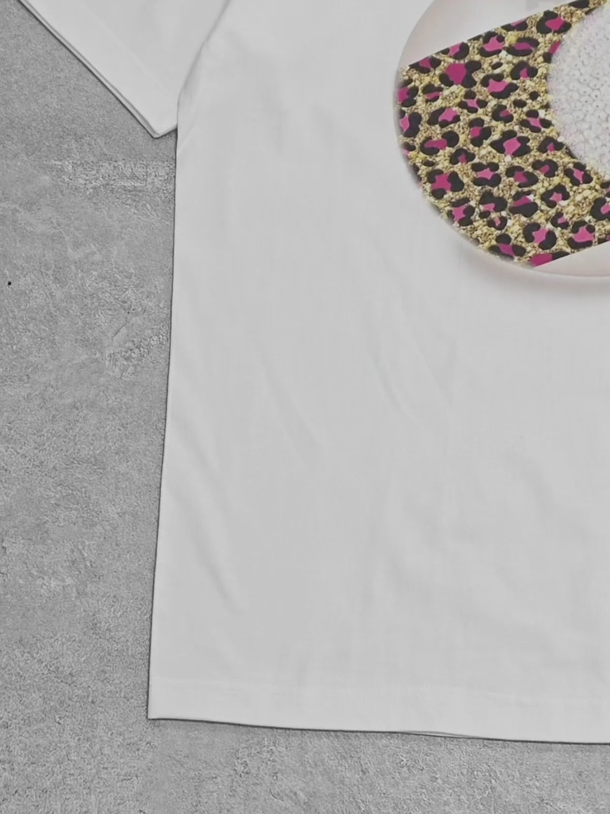 T-shirt imprimé léopard et strass Pool 8 exclusif