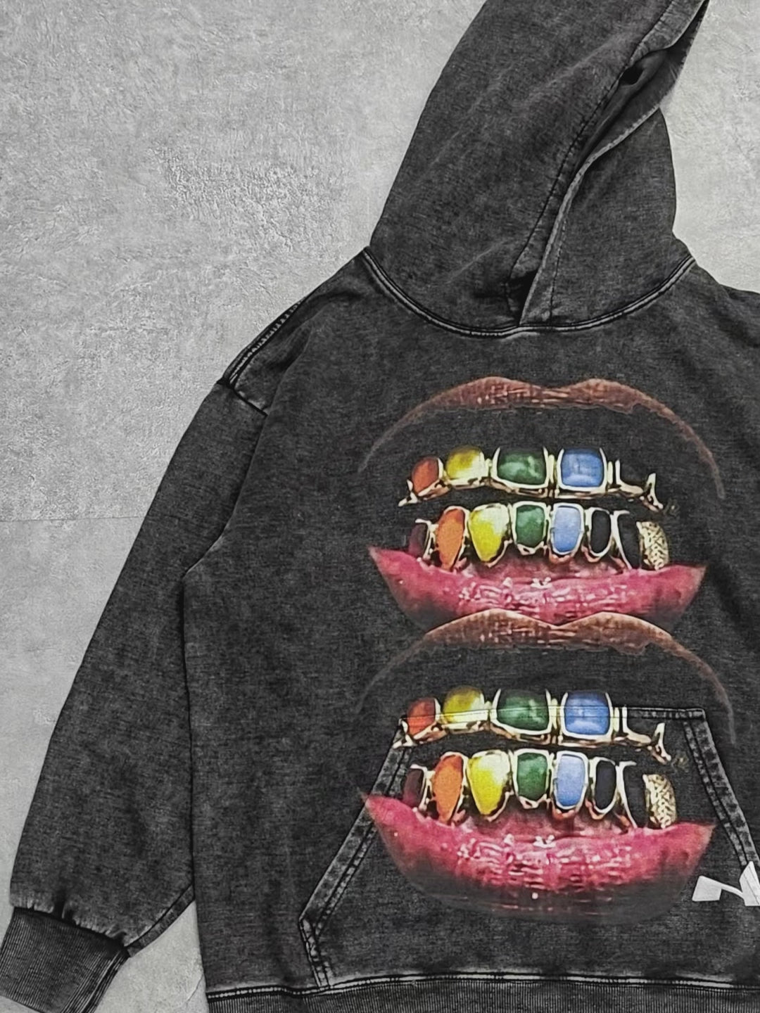 Colorful Retro Dual Lips Graphic Black Washed 350g Hoodie