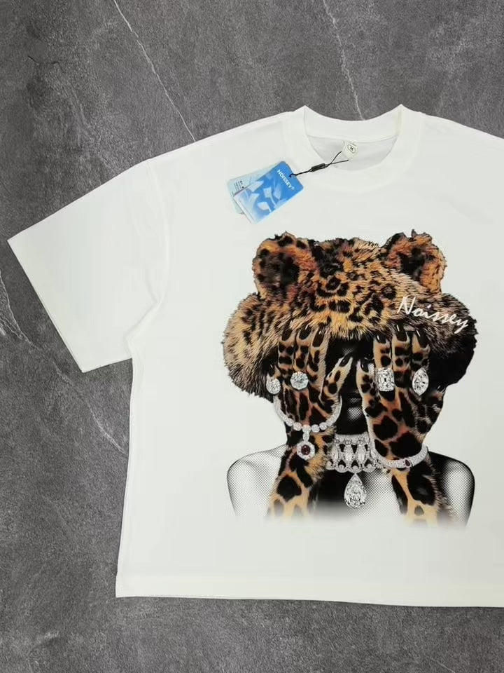 Boxy oversized T-shirt Leopard Girl and Her Diamond Jewelry Print