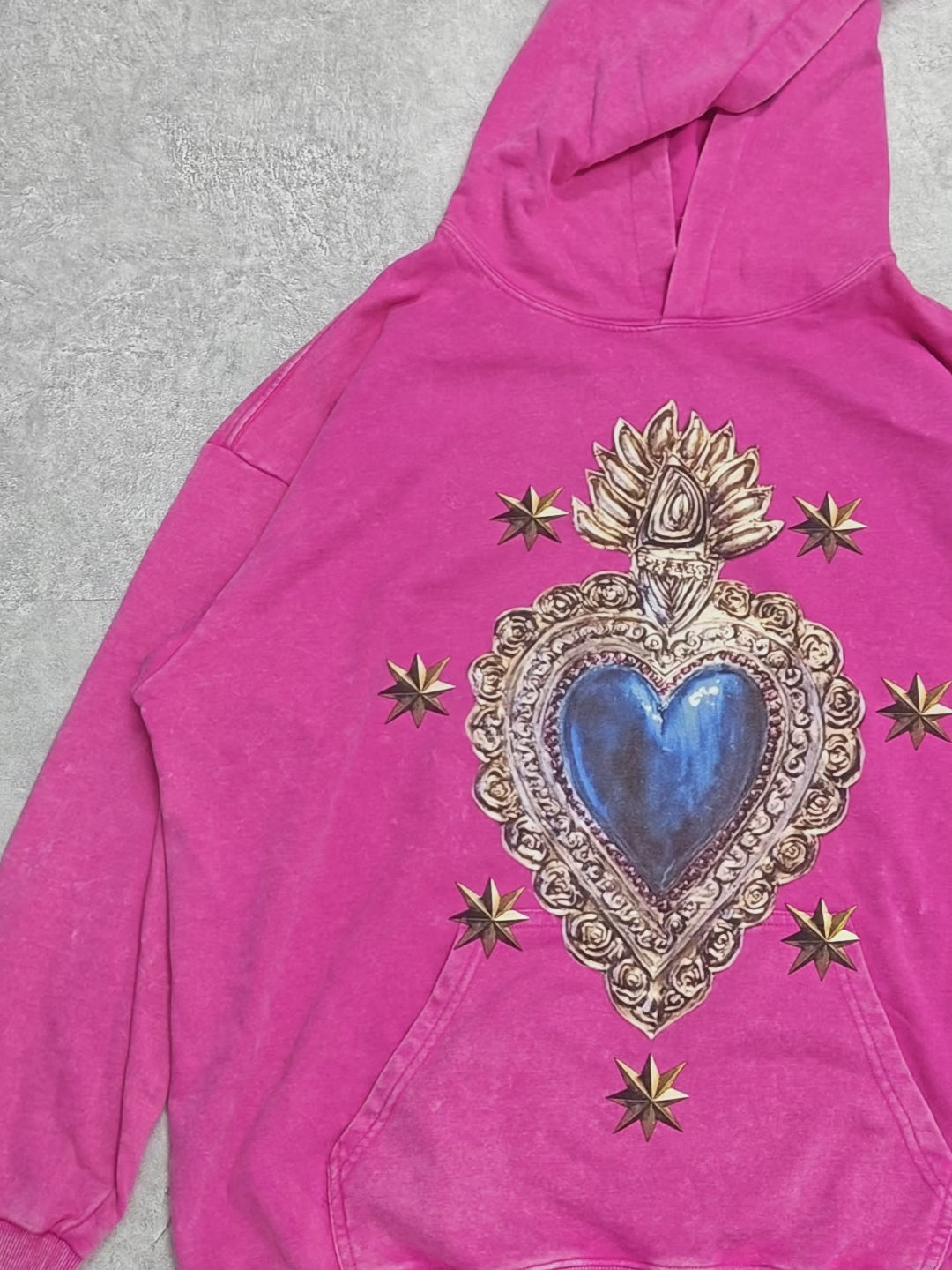 Blue Sacred Tin Heart Print 350g Washed Hoodie